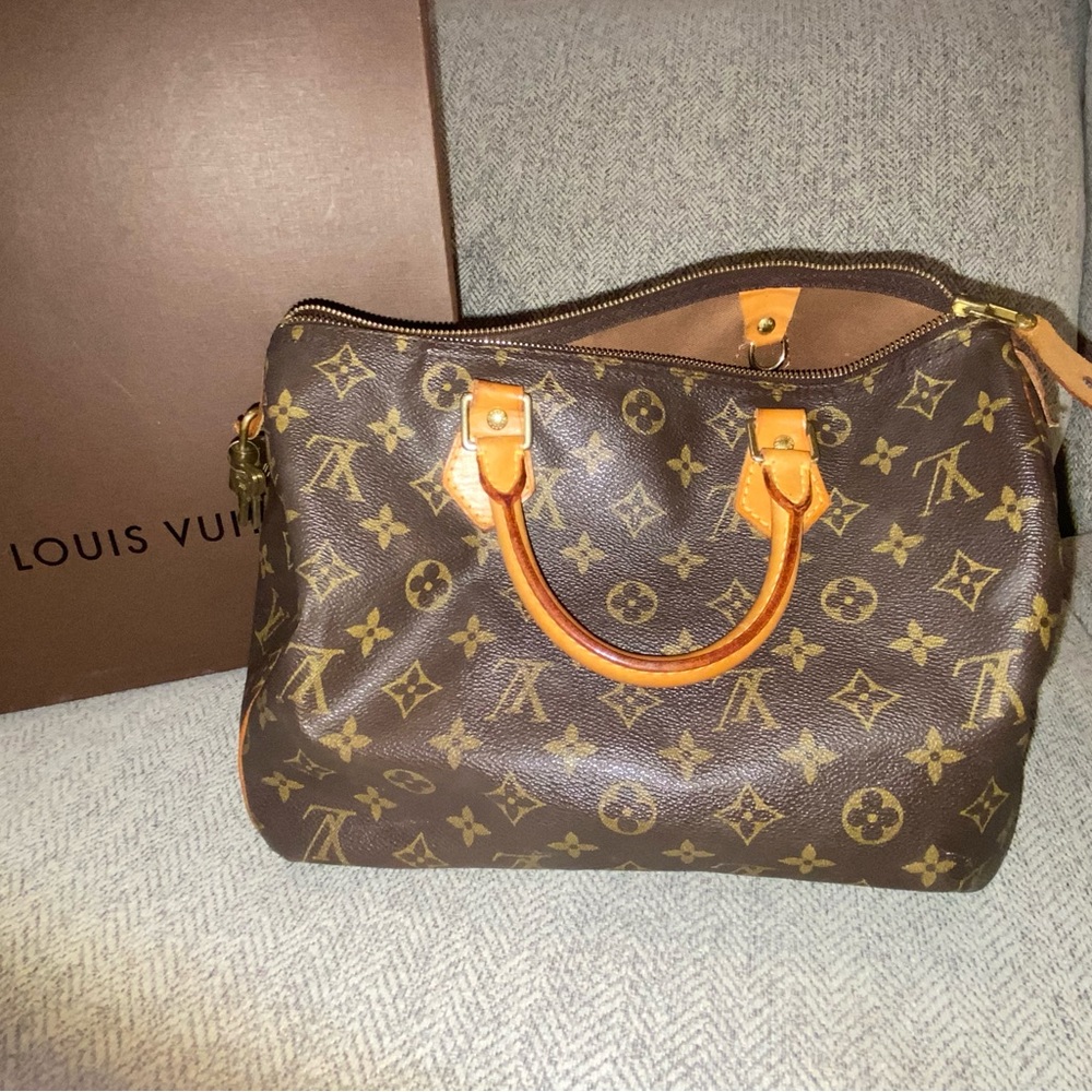 Louis Vuitton speedy 30